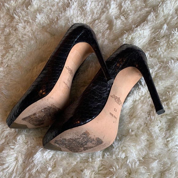 Rachel Roy python pattern Pointed heels - Picture 4 of 4